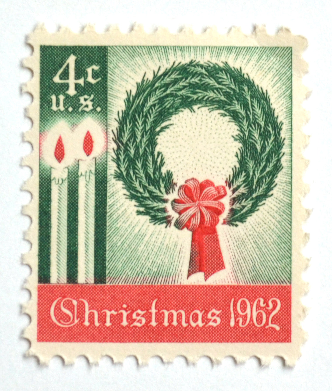 10 Vintage Holiday Postage Stamps Unused Christmas Wreath Postage Stamps  For Mailing